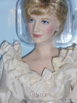 Franklin Mint Diana, Princess of Wales porcelain doll, new in box