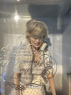 Franklin Mint Diana, Princess of Whales Porcelain Portrait Doll Unopened