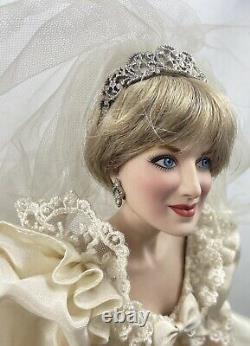 Franklin Mint Doll Porcelain Portrait of a Bridal Princess Diana (Broken Finger)