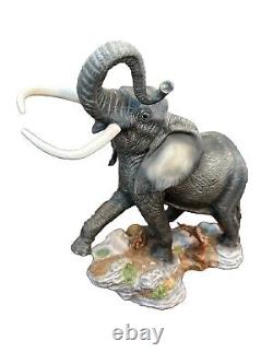Franklin Mint ELEPHANT Large Porcelain Figurine Ruler Of The African Plains