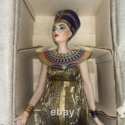 Franklin Mint, Egyptian Queen Nefertiti, 22, 1987, Hand-Painted Porcelain Doll