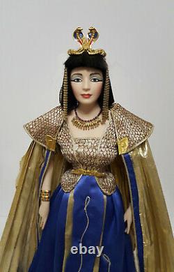 Franklin Mint Elizabeth Taylor Cleopatra Porcelain Heirloom Doll RARE