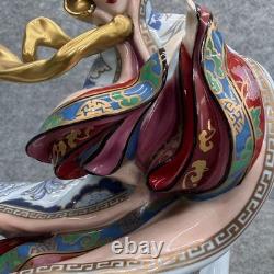 Franklin Mint Empress The Snow Princess Porcelain Figurine Limited Edition EXC