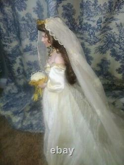 Franklin Mint Faberge Doll Aleksandra Winter Bride Porcelain Stand Beautiful