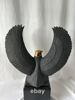 Franklin Mint Falcon of The Nile Rare Black Porcelain Statue Egypt