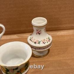 Franklin Mint Flowers, Victorian Months of the Year set Mini Vases 1982 set 12