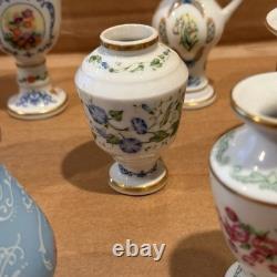 Franklin Mint Flowers, Victorian Months of the Year set Mini Vases 1982 set 12