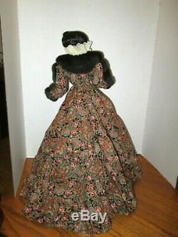 Franklin Mint GWTW Scarlett Porcelain Doll Paisley Robe