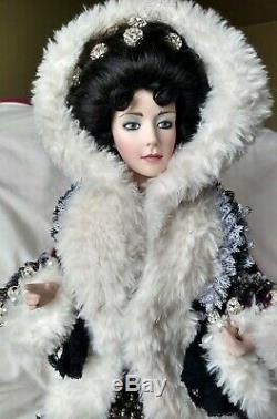 Franklin Mint Gibson Girl Boudoir Doll 23 inches high (approx)