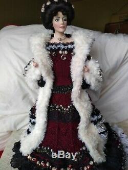 Franklin Mint Gibson Girl Boudoir Doll 23 inches high (approx)