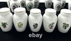 Franklin Mint Gloria Concept Porcelain Spice Jar Set of 24 White Gold 1985