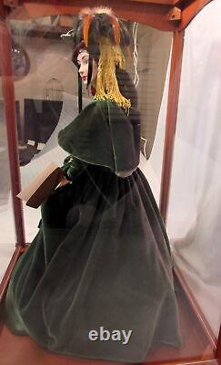 Franklin Mint Gone With The Wind Scarlett Porcelain Doll In Display Case 28x18