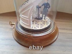 Franklin Mint Gwtw Scarlett O'hara Romance At Twelve Oaks Domed Glass Globe 1993