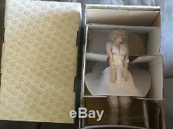 Franklin Mint Heirloom 17 Porcelain Doll, Marilyn Monroe Seven Year Itch NIB