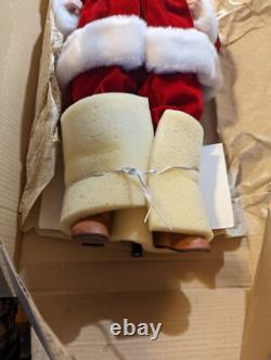 Franklin Mint Heirloom Coca-Cola Santa Claus Porcelain Doll With Stand Rare