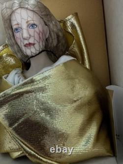 Franklin Mint Heirloom Doll QUEEN GALADRIEL Porcelain Doll Lord Of the Rings NEW