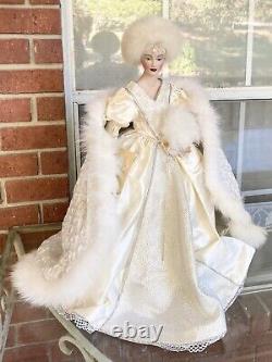 Franklin Mint Heirloom Doll SNOW QUEEN MASQUERADE, 24 1988