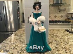 Franklin Mint Heirloom Elizabeth Taylor Porcelain Portrait Doll / COA Included