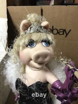 Franklin Mint Heirloom Muppets Miss Piggy Millenium Porcelain Doll