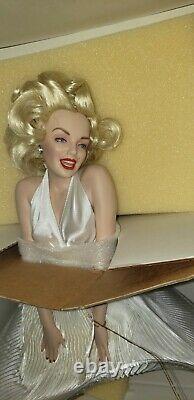 Franklin Mint Heirloom NIB 17 Porcelain Doll, Marilyn Monroe Seven Year Itch