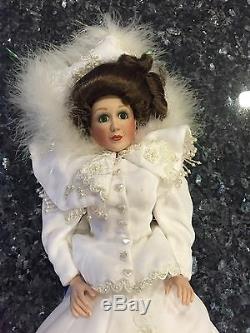 Franklin Mint Heirloom Porcelain Doll Maryse Nicole Charmin' Crystal 1991