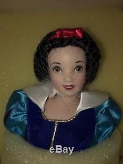 Franklin Mint Heirloom Porcelain Doll Snow White 1993 Nrfb