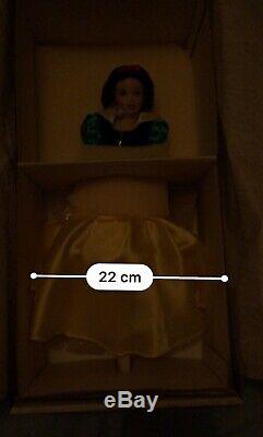 Franklin Mint Heirloom Porcelain Doll Snow White 1993 Nrfb