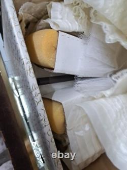 Franklin Mint Heirloom Porcelain Jackie Kennedy In Bridal Wedding Dress W Closet