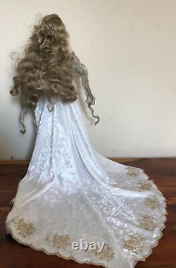 Franklin Mint Heirloom Queen Guinevere of Camelot Porcelain Doll Vtg Rare 18