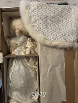 Franklin Mint Heirloom Snow Queen 22 Porcelain Doll