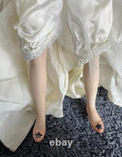 Franklin Mint Heirlooms Porcelain Doll Glinda the Good Witch Wizard of Oz with Box