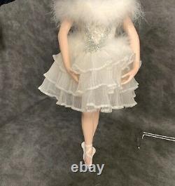 Franklin Mint Heritage Dolls Anna Pavlova Ballerina Swan Lake Costume 1986 VTG