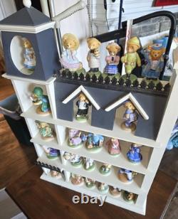 Franklin Mint Hotel Teddington Bear Display With 25 Bears Complete Set