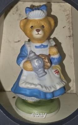 Franklin Mint Hotel Teddington Bear Display With 25 Bears Complete Set