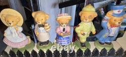 Franklin Mint Hotel Teddington Bear Display With 25 Bears Complete Set