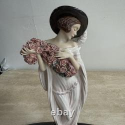 Franklin Mint House of Icart Woman With Flowers Figurine Tosca