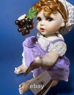 Franklin Mint? I LOVE LUCY Portrait Baby Doll ITALIAN MOVIE Porcelain GRAPES