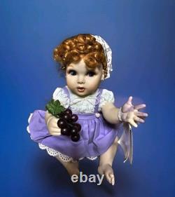 Franklin Mint? I LOVE LUCY Portrait Baby Doll ITALIAN MOVIE Porcelain GRAPES