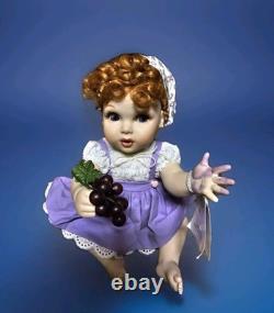 Franklin Mint? I LOVE LUCY Portrait Baby Doll ITALIAN MOVIE Porcelain GRAPES
