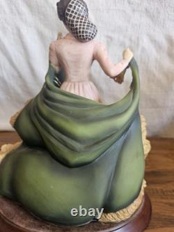 Franklin Mint I Won't Let Tara Go! Gone With The Wind Fine Porcelain Figurine