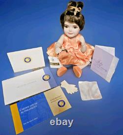 Franklin Mint? JACQUELINE KENNEDY Portrait Baby Doll JACKIE ONASSIS Porcelain