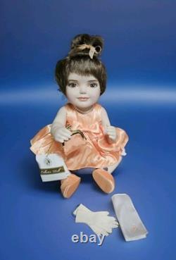 Franklin Mint? JACQUELINE KENNEDY Portrait Baby Doll JACKIE ONASSIS Porcelain