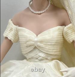 Franklin Mint Jackie Kennedy Bride doll 16 in Original box BEAUTIFUL