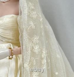 Franklin Mint Jackie Kennedy Bride doll 16 in Original box BEAUTIFUL