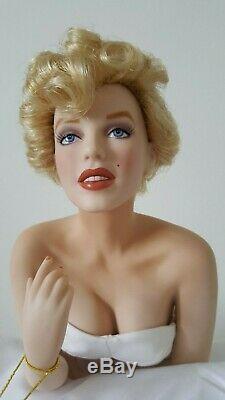 Franklin Mint LOVE, MARILYN Monroe Doll with seat & paperwork