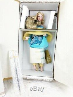Franklin Mint Lady of the Lake Camelot Series Porcelain Doll Stand New in Box