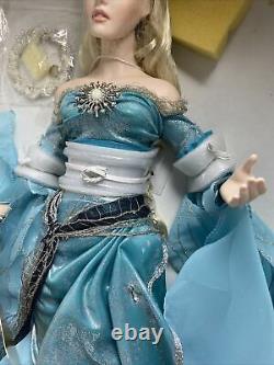 Franklin Mint Lady of the Lake Porcelain Doll Camelot Series Open Box