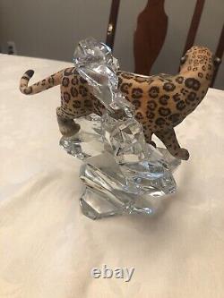 Franklin Mint Leopard On Crystal