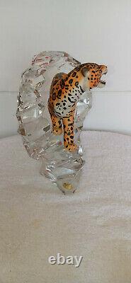Franklin Mint Leopard Porcelain Sculpture on Lead Crystal Base