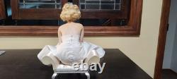 Franklin Mint Love Marilyn Monroe Porcelain Doll White Dress Bench Papers 1990s